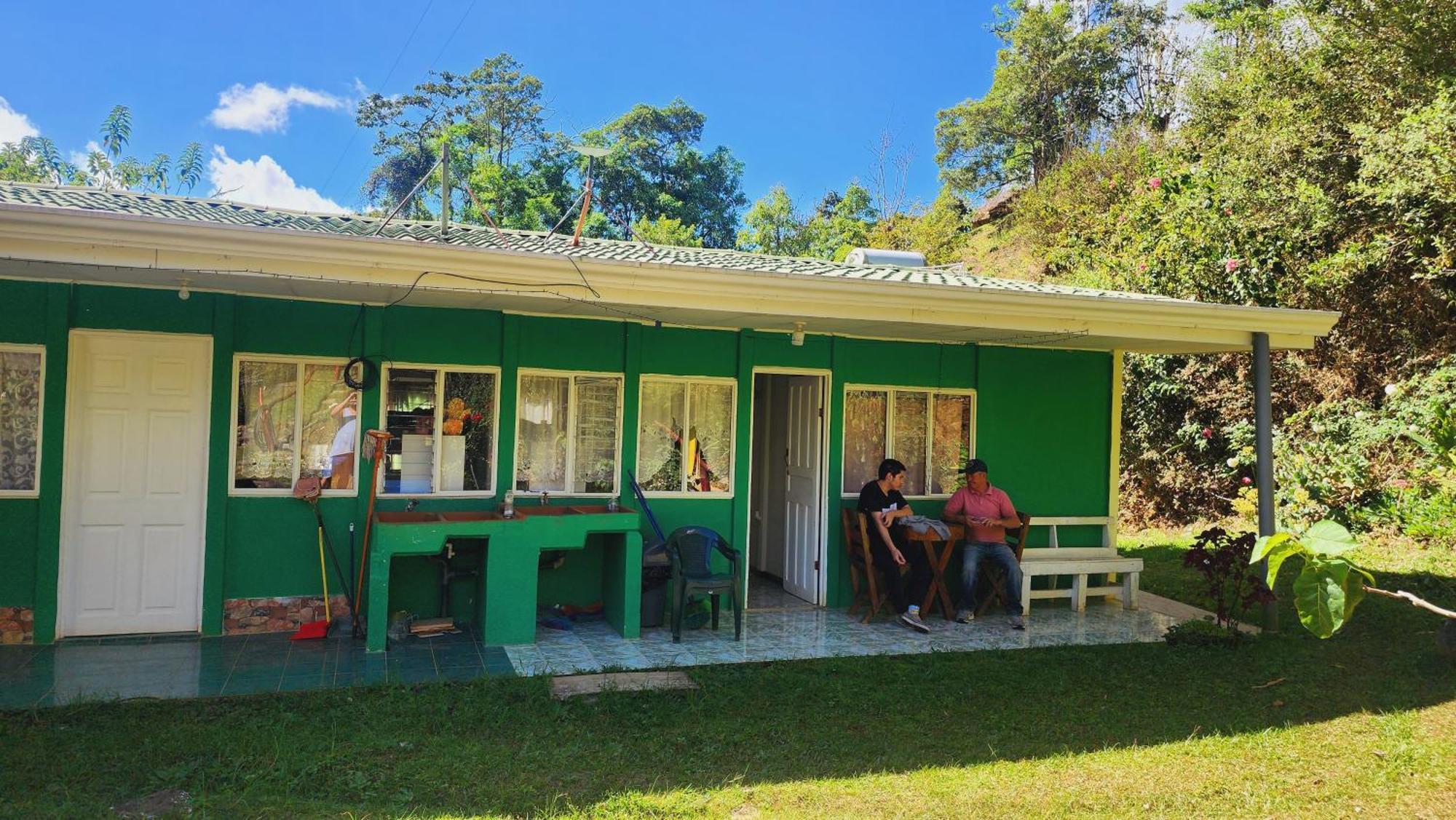 Hospedajes Richie Eco Camp Providencia المظهر الخارجي الصورة